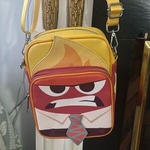 Loungefly Anger - Glow in the dark crossbody inside out